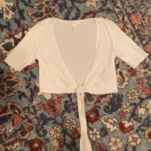 White tie crop tee